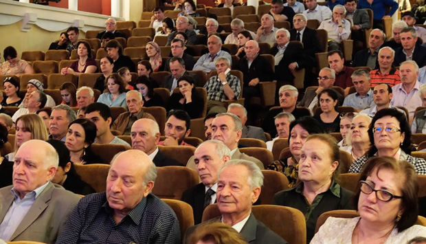 Состоялось торжественное собрание, посвященное 110-летию со дня рождения Х.И. Амирханова
